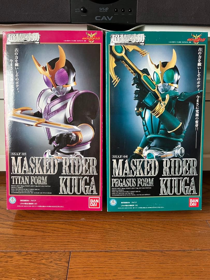 超装可動仮面ライダークウガ　タイタンフォーム　　ペガサスフォーム Amazon.co.jp: 超装可動 仮面ライダークウガ（タイタンフォーム