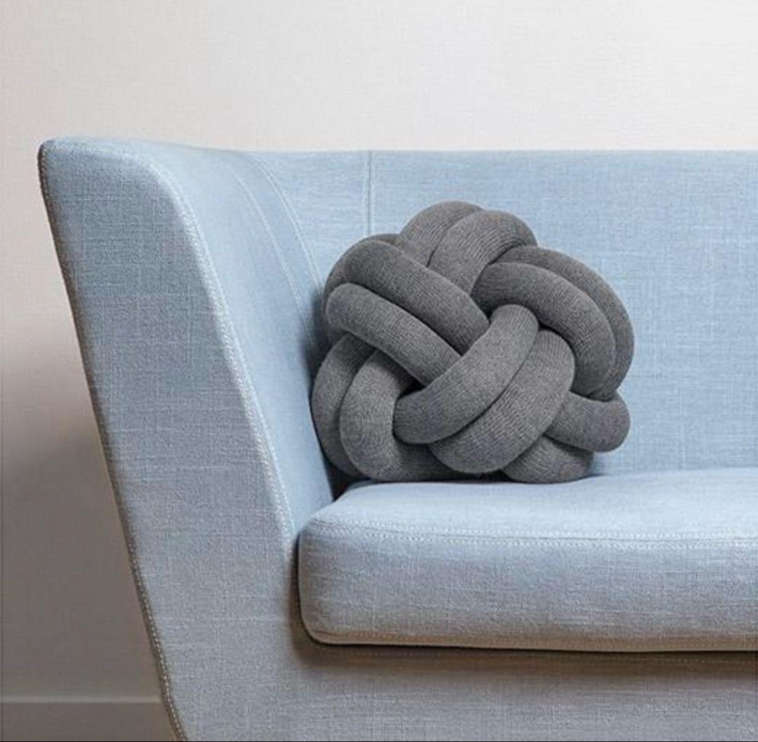 【未使用】【最終値下げ】knot クッション 未使用】【最終値下げ】knot クッション - メルカリ