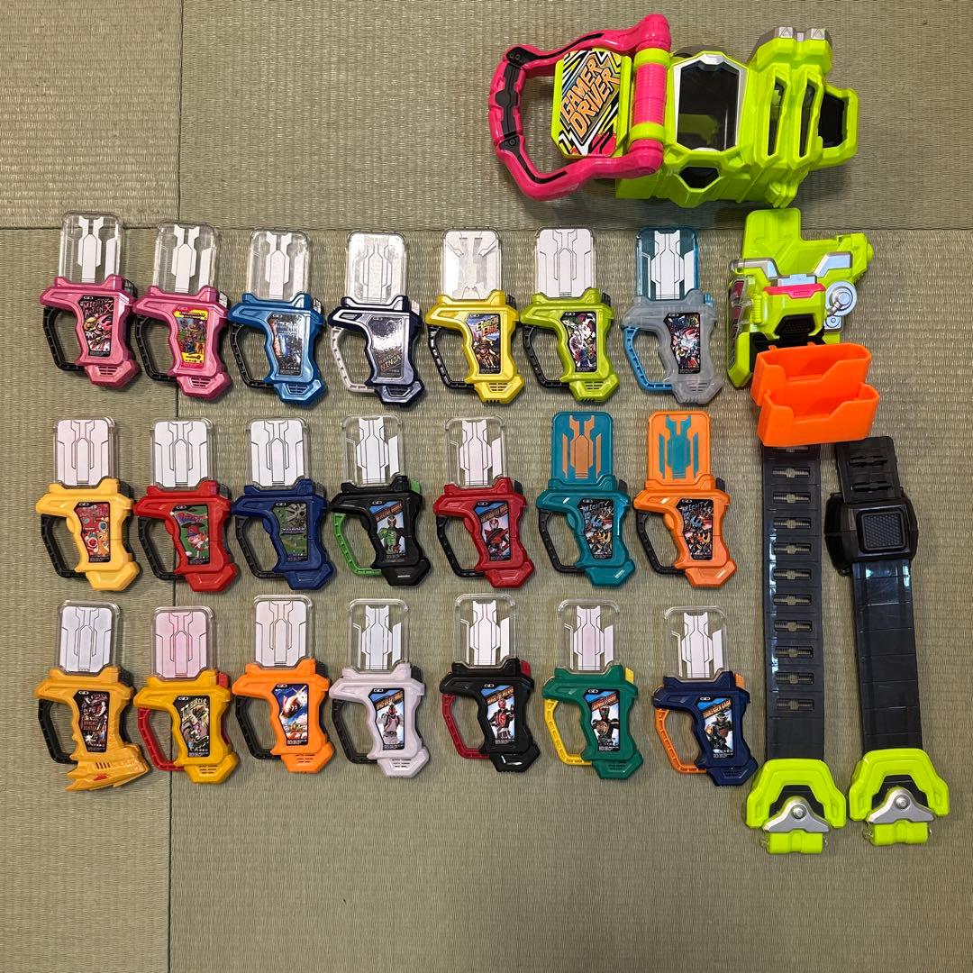 仮面ライダーエグゼイド ベルト・ガシャット まとめ売り - メルカリ