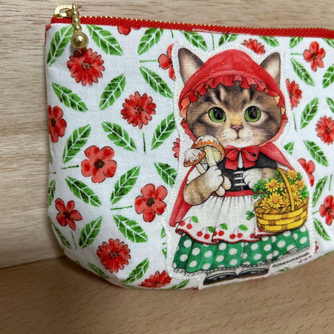 ハンドメイド ころりんポーチ コヤンイサムチョン☆赤ずきんサンダー