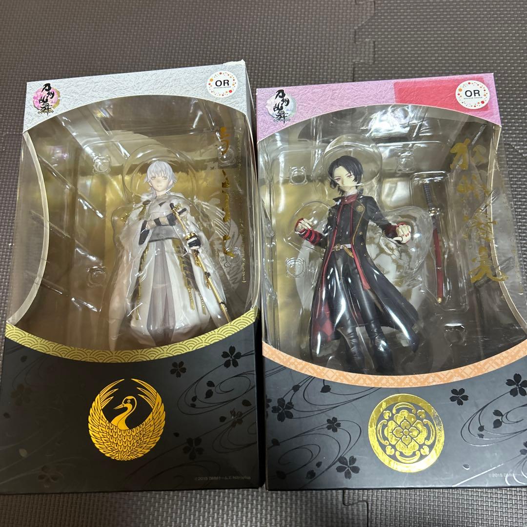 刀剣乱舞 加州清光 鶴丸国永 1/8スケールフィギュア セット Amazon | 刀剣乱舞-ONLINE- 鶴丸国永 1/8スケール ABS&PVC製 塗装済み