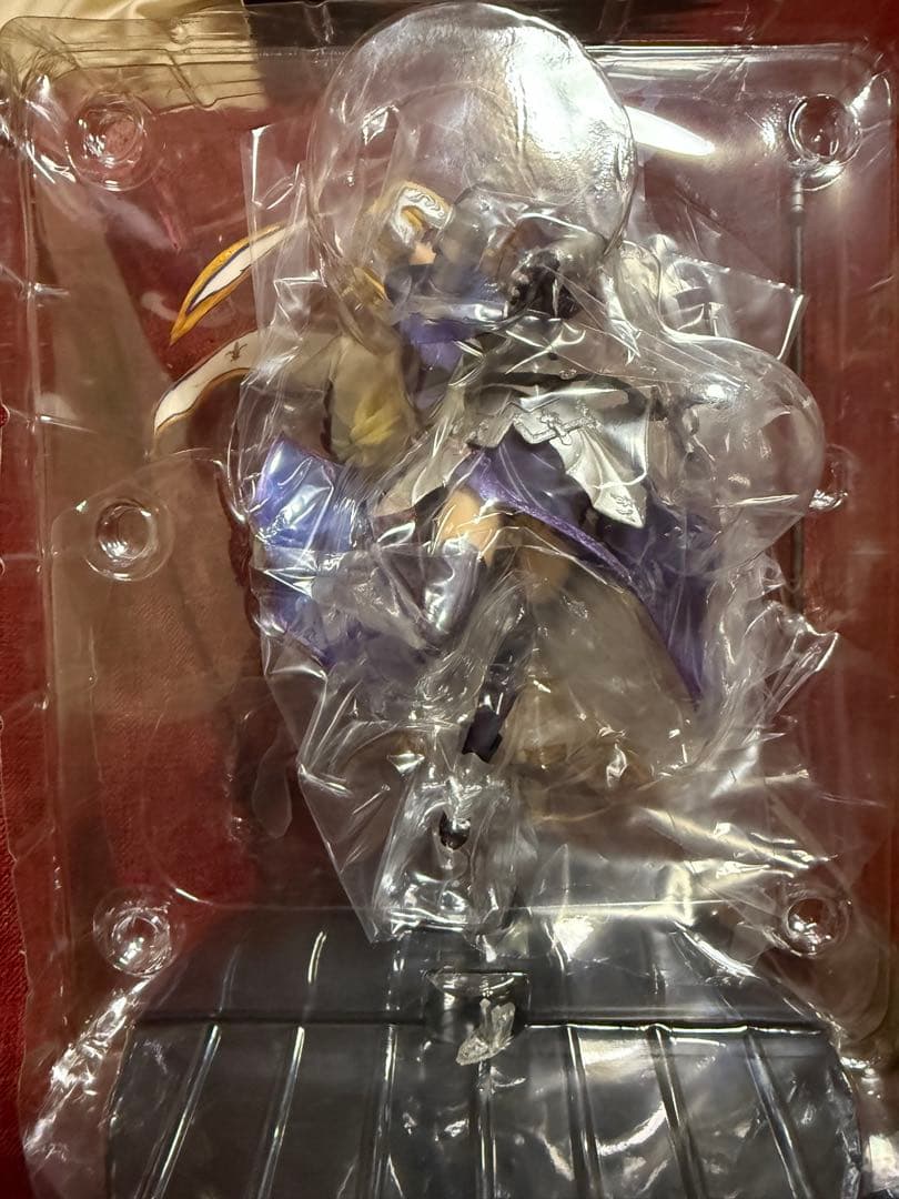 Fate ジャンヌ・ダルク フィギュア Amazon | Fate/Apocrypha ジャンヌ・ダルク 1/8スケール ABS&PVC製