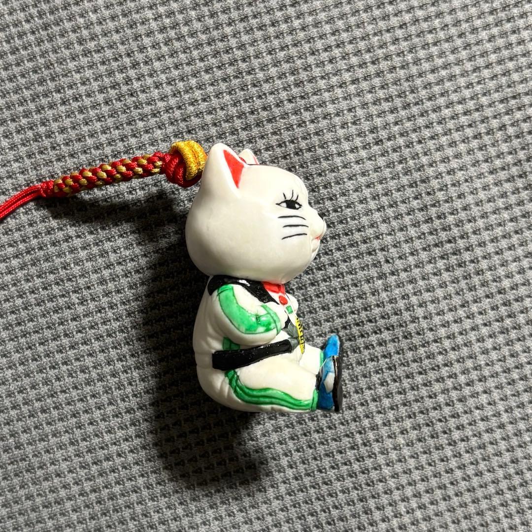 ダンダダン ターボババア 招き猫 根付 ストラップ - メルカリ
