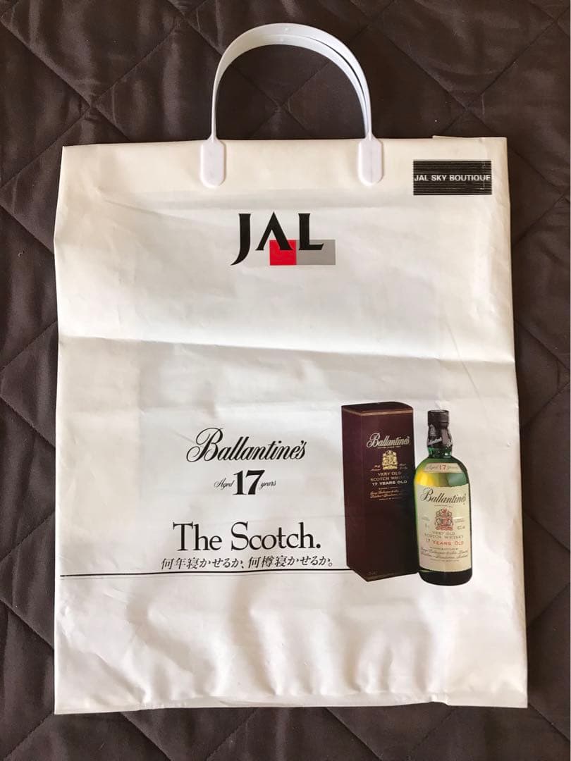 貴重 新品未使用 JALエプロン旧ロゴ入り 飛行機バッジ絵はがきなど付き