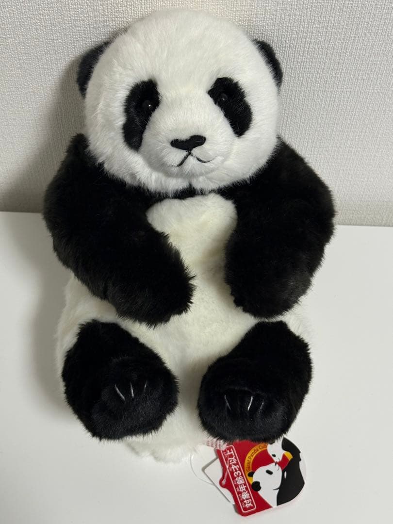 上野動物園 パンダ ぬいぐるみ抱っこ レイレイ 蕾蕾 吉徳 - メルカリ