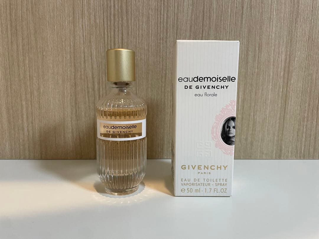 Givenchy eau demoiselle 50ml オードトワレ - メルカリ