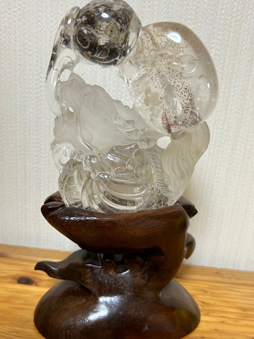 レインボーあり　龍彫り　水晶　置物　台座付き　天然石　パワーストーン 水晶 龍 彫刻 置物 龍彫り 台付き 天然石 パワーストーン 彫り物