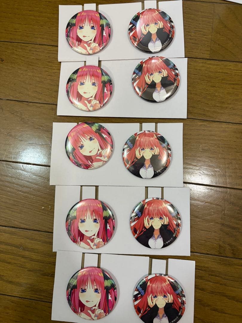 五等分の花嫁 缶バッジ 中野二乃 5セット - メルカリ