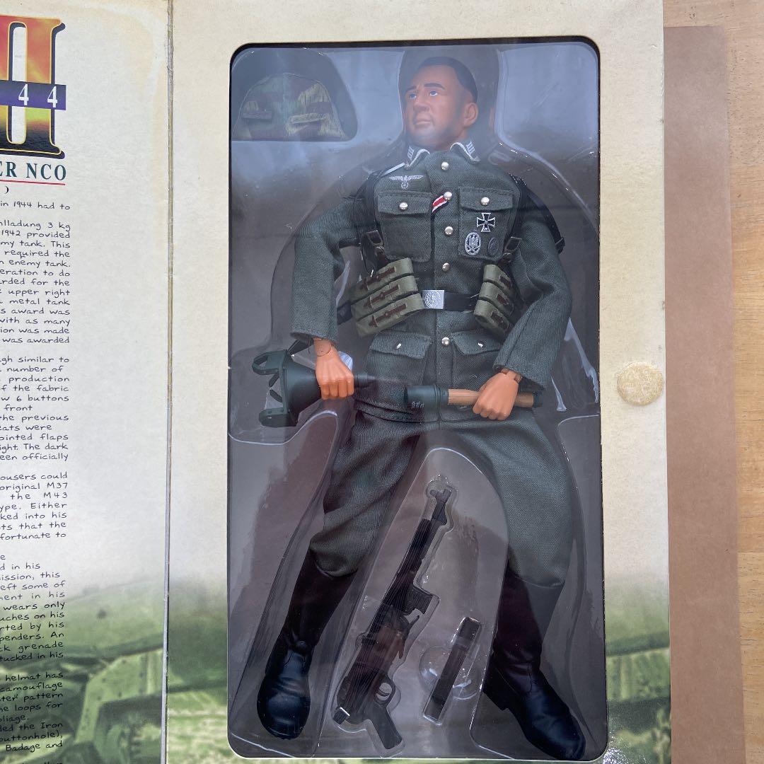 ドラゴンアクションフィギュア1/6ドイツ兵クリミア1944年