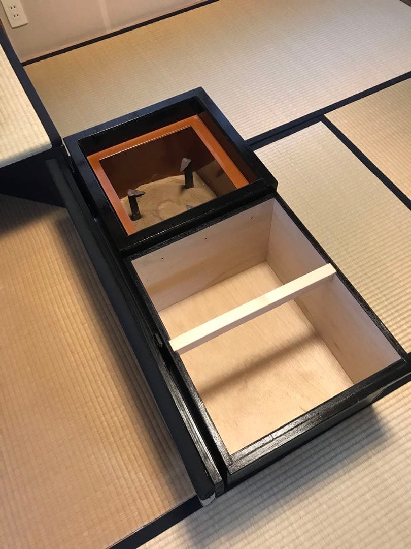 楽々茶棚 (立礼)組立点前座、炉壇ボックス、建水台、貴人畳の角の台の