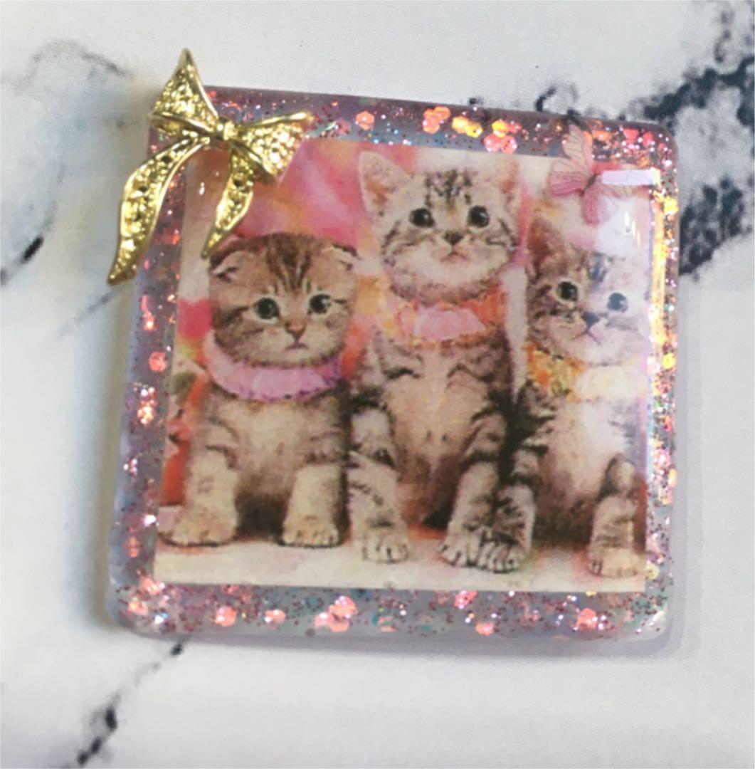 レジンヘアゴム、リボンフォトフレーム風猫ちゃん・再販不可｜レジン