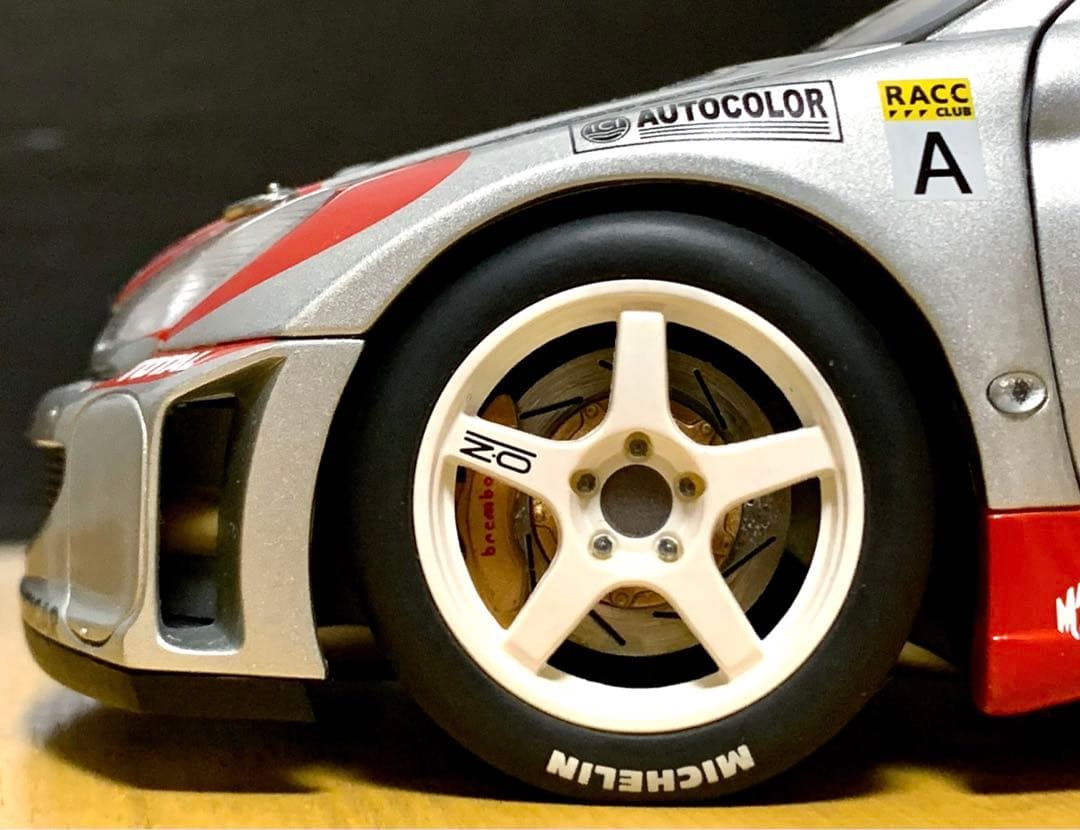 オートアート プジョー 206 WRC 1/18 ラリー カタルーニャ 2001 - メルカリ