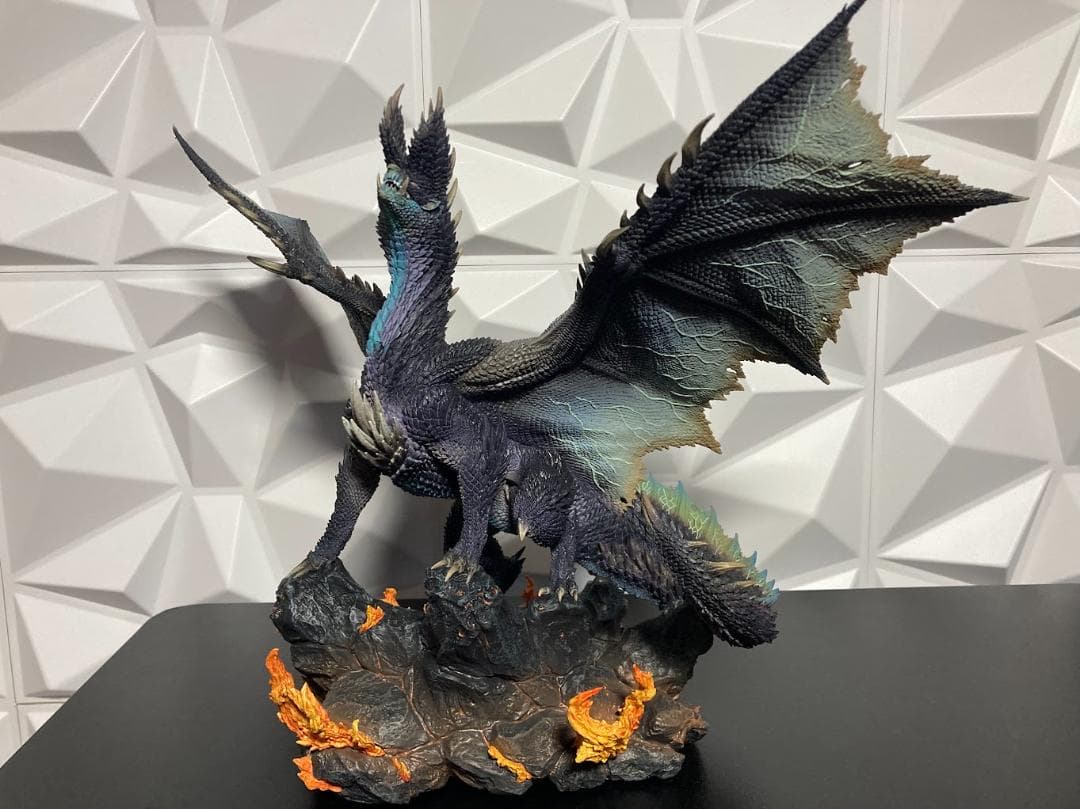 クリエイターズモデル 煌黒龍 アルバトリオン フィギュア イーカプコン |カプコンフィギュアビルダー クリエイターズモデル 煌