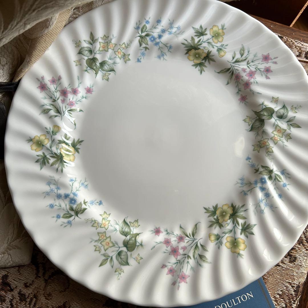 新品 英国製 MINTON SpringValley可憐な春花のディナー大皿5枚 - メルカリ