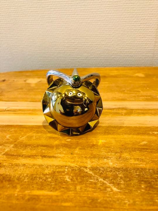 ゴールデンスライム　ドラゴンクエスト  メタリックモンスターズギャラリー Amazon.co.jp: ドラゴンクエストメタリックモンスターズギャラリー