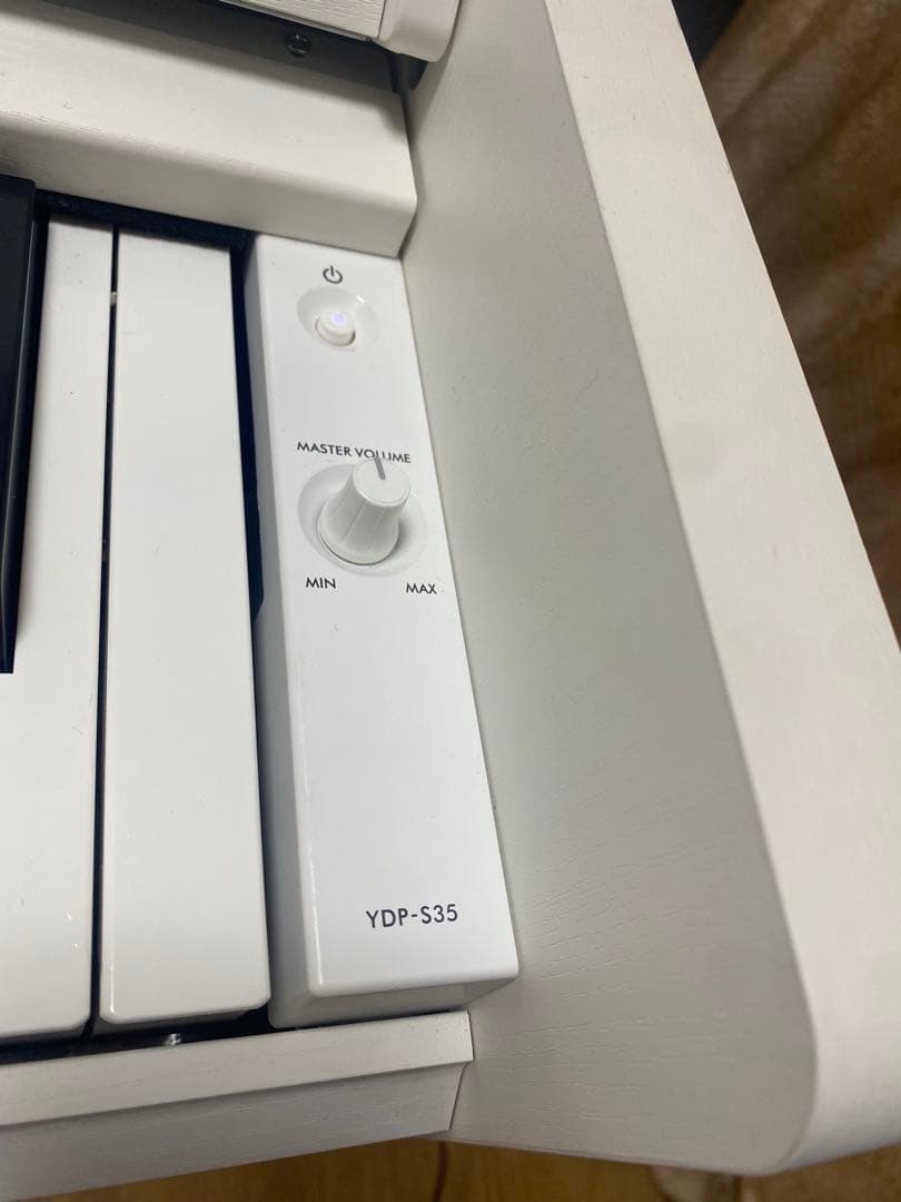展示品】 YDP-S35WH ホワイト 電子ピアノ イス付き 直接の取引き可能