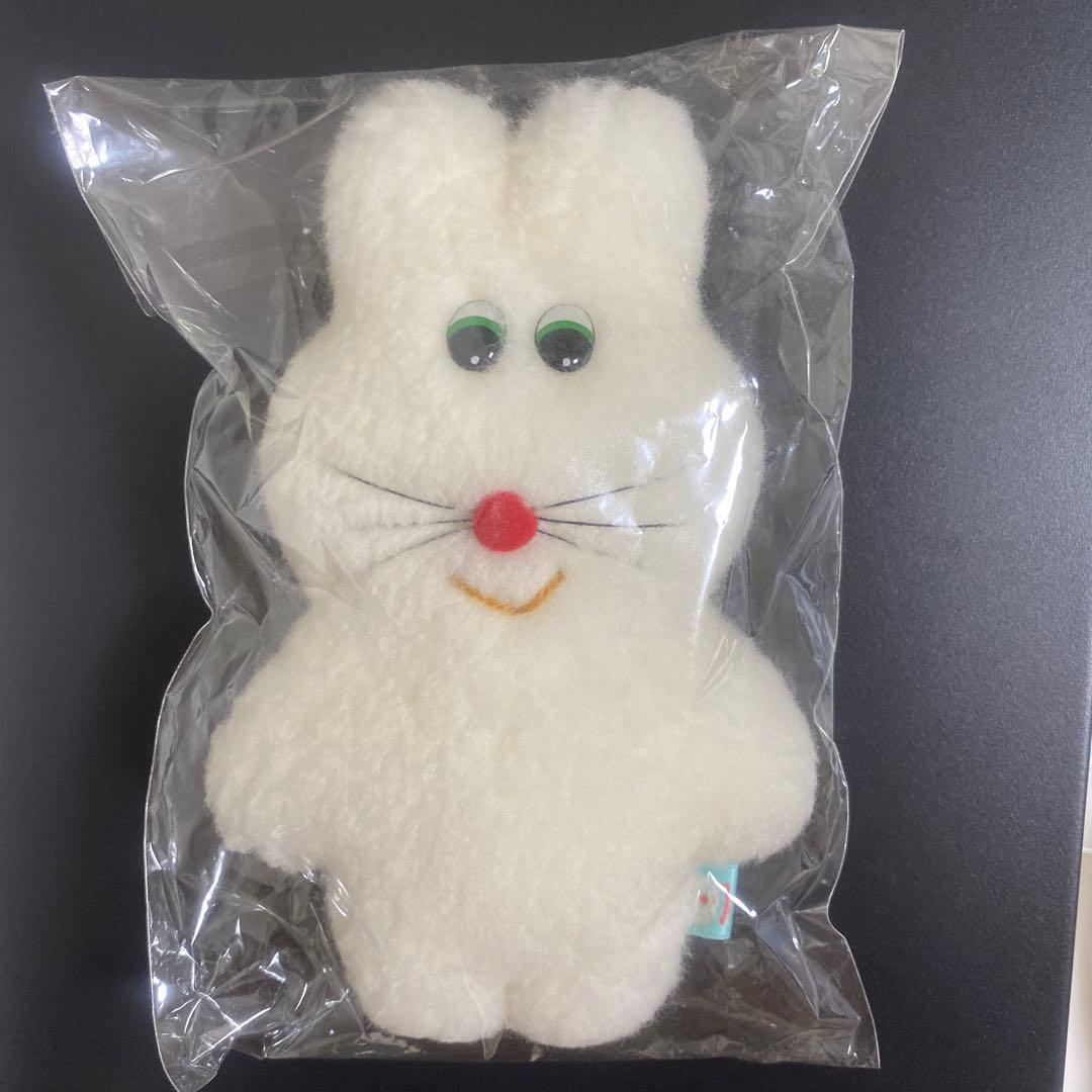 むにゅ ぬいぐるみ プクプク うさぎ - メルカリ