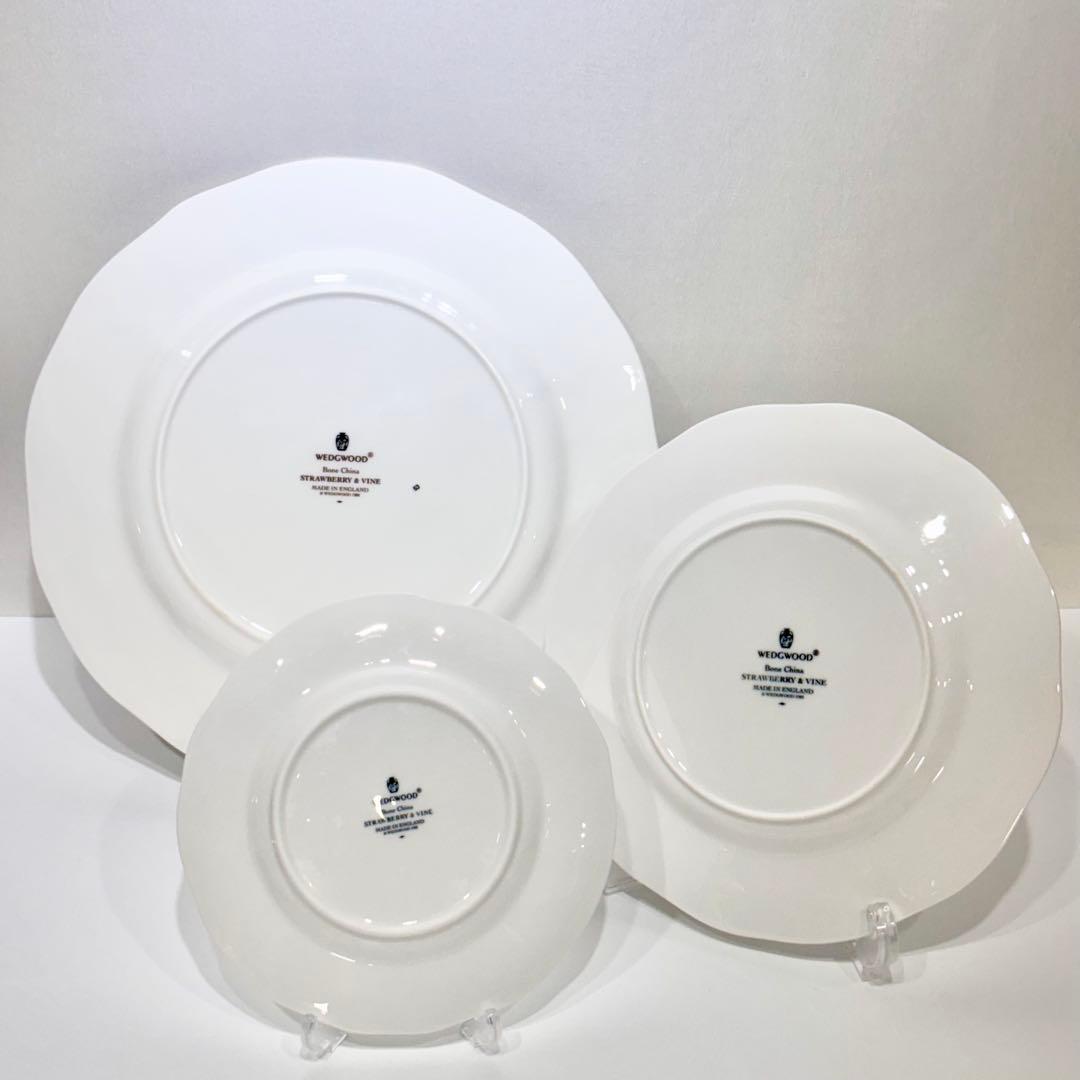 希少！新品・未使用・廃盤品！ウェッジウッド ストロベリーバイン 黒壺