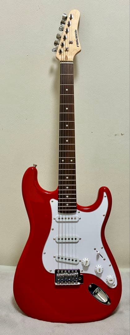 PLAYTECH エレキギター ST250 Rich Red ストラト オマケ付 - メルカリ