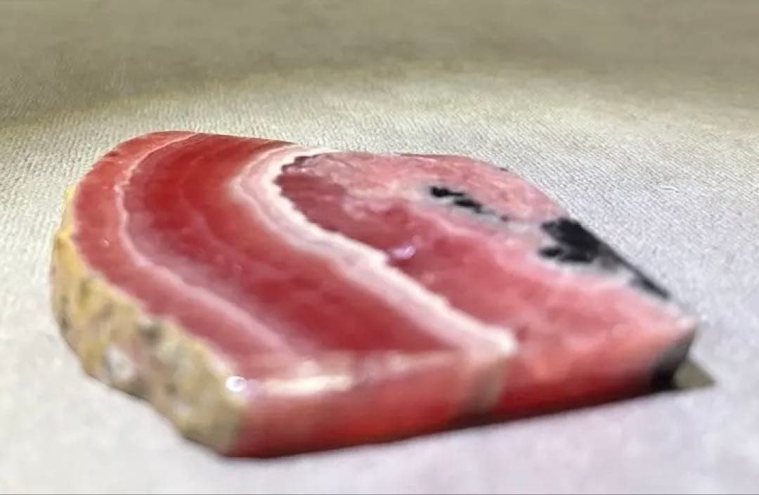 ➁インカローズ キレイな縞目模様 原石 スライス