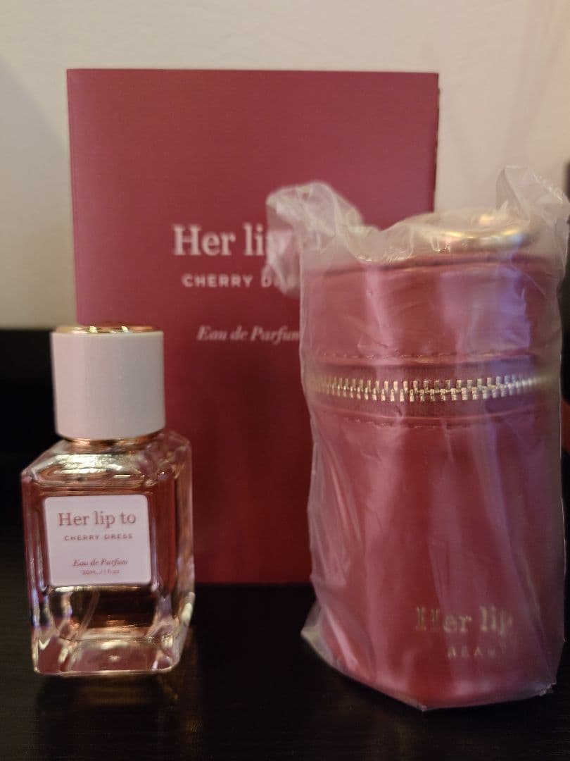 【Her lip to】 Cherry Dress Eau de Parfum NEW ARRIVAL】チェリーの香りのオードパルファムが数量限定で登場！