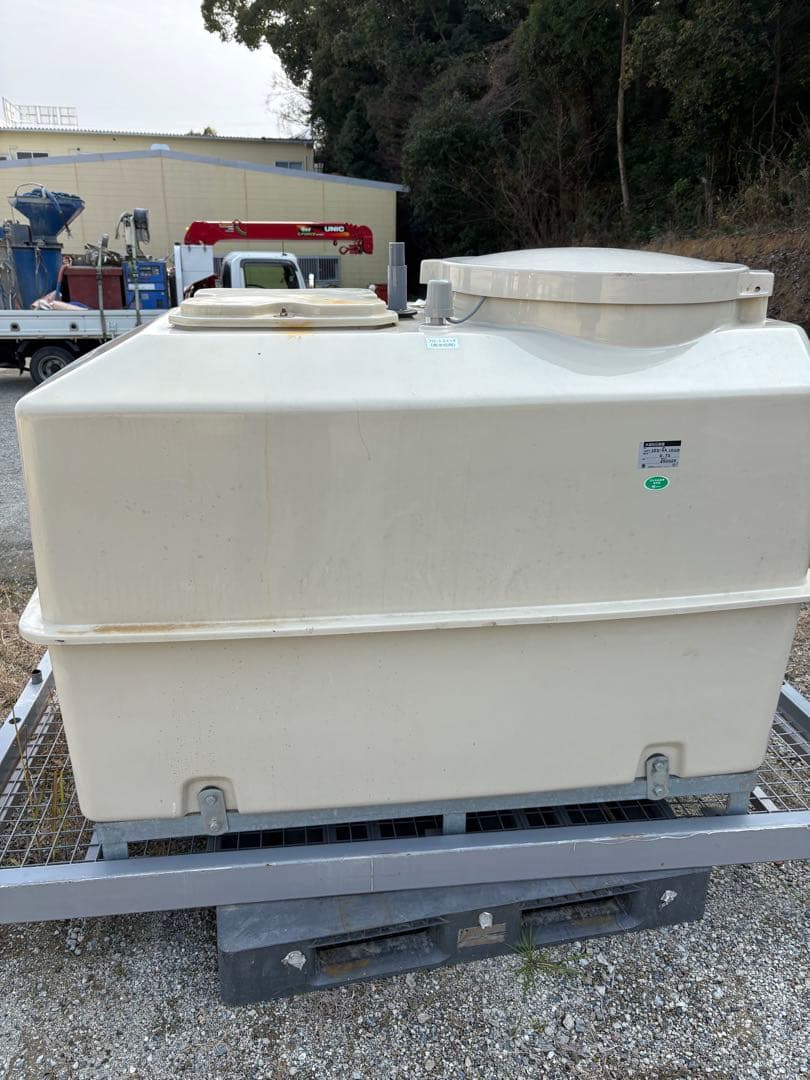 EBARA（荏原）水道加圧装置 HPT-100-GA 1000L タンク付き 荏原製作所 HPT-100GA 水道加圧装置 受水槽 FRP 1000L ポンプ別売