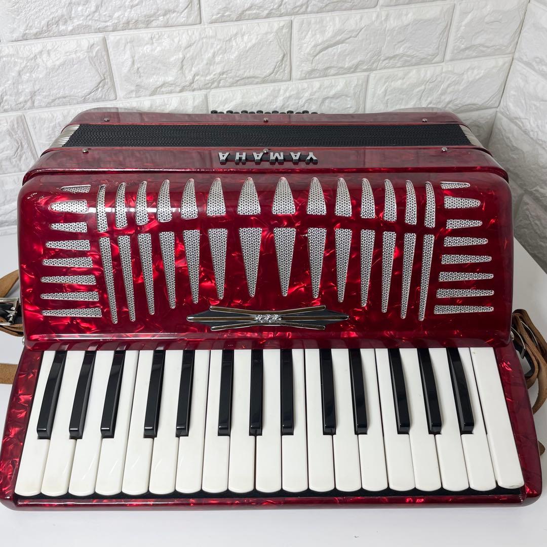 使用感の少ない美品/動作確認済み】YAMAHA 32鍵盤 アコーディオン