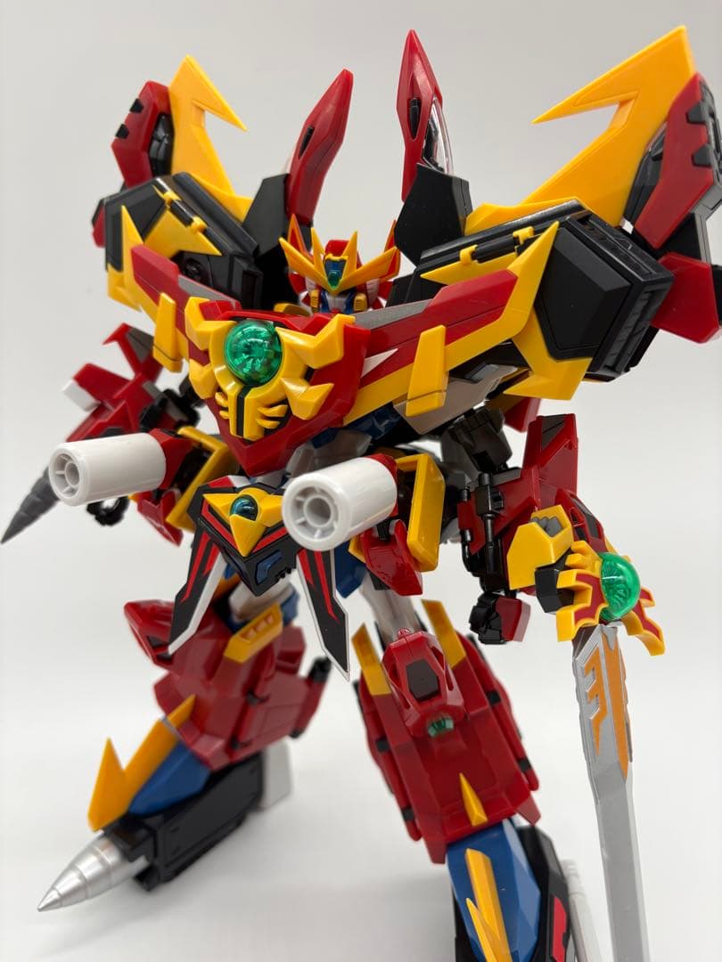 MODEROIDアルティメットグラヴィオン 素組 完成品モデロイド MODEROID アルティメットグラヴィオン レビュー : えるけーえぬ