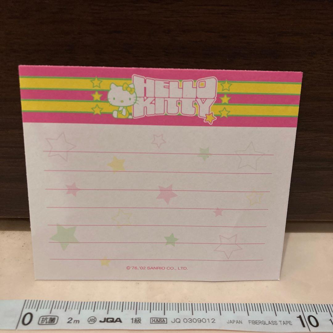 レトロ《2002年 ハローキティ メモ帳》Hello Kitty ☆缶ケース付き