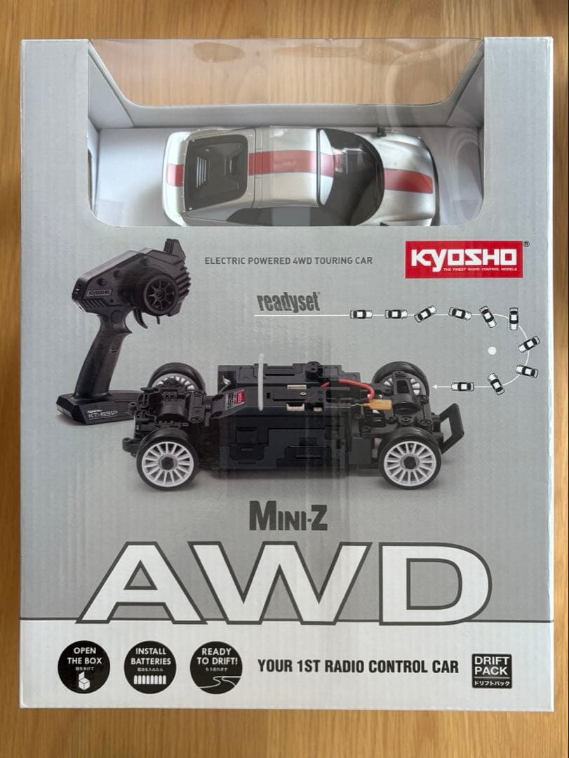 限定　ネオクラシックレーサー　Mini-Z AWD レディセット　KYOSHO ホンダアクセス、京商とコラボした「ネオクラシックレーサー」モデルの