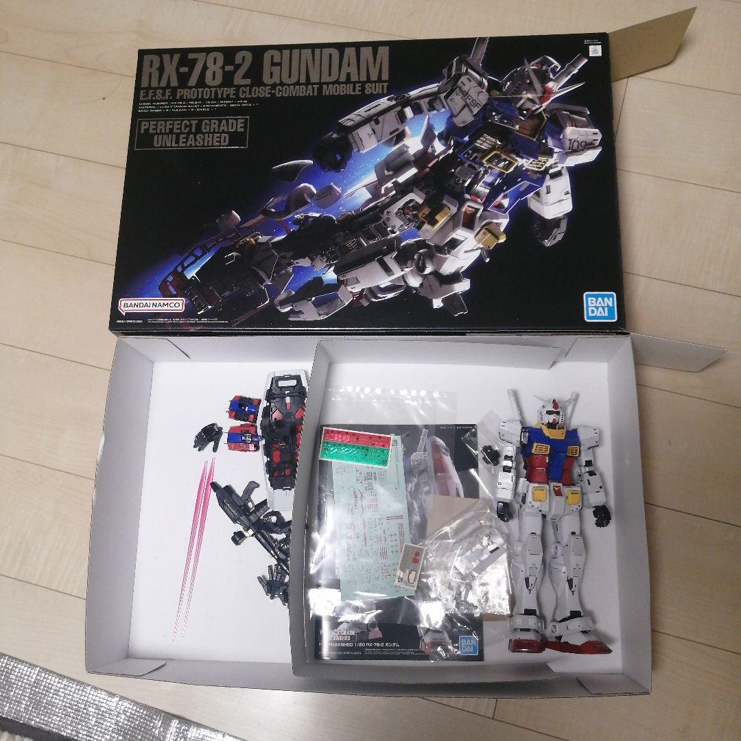 PG UNLEASHED 機動戦士ガンダム RX-78-2 ガンダム 1/60 PG UNLEASHED 1/60 RX-78-2 ガンダム｜バンダイ ホビーサイト