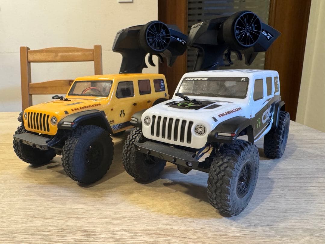 scx24 黄色、白色 二台セット ほぼ未使用 ラングラーjl jeep - メルカリ
