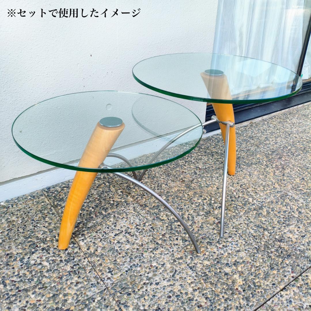 希少 ミッドセンチュリーデザイン ガラステーブル 三本脚 ネスト