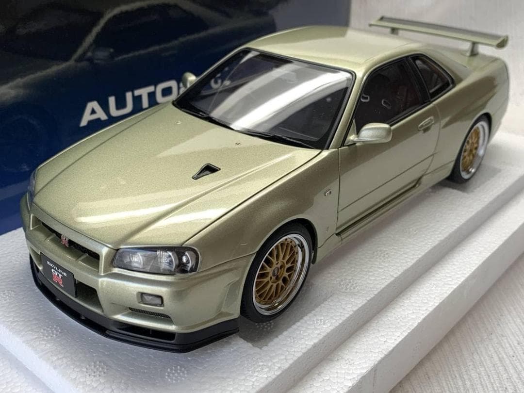 【未開封】 NISSAN SKYLINE GT-R (R34) V-SPⅡ AUTOart Nissan Skyline GT-R (R34) V-spec II (White Pearl) JDM | eBay