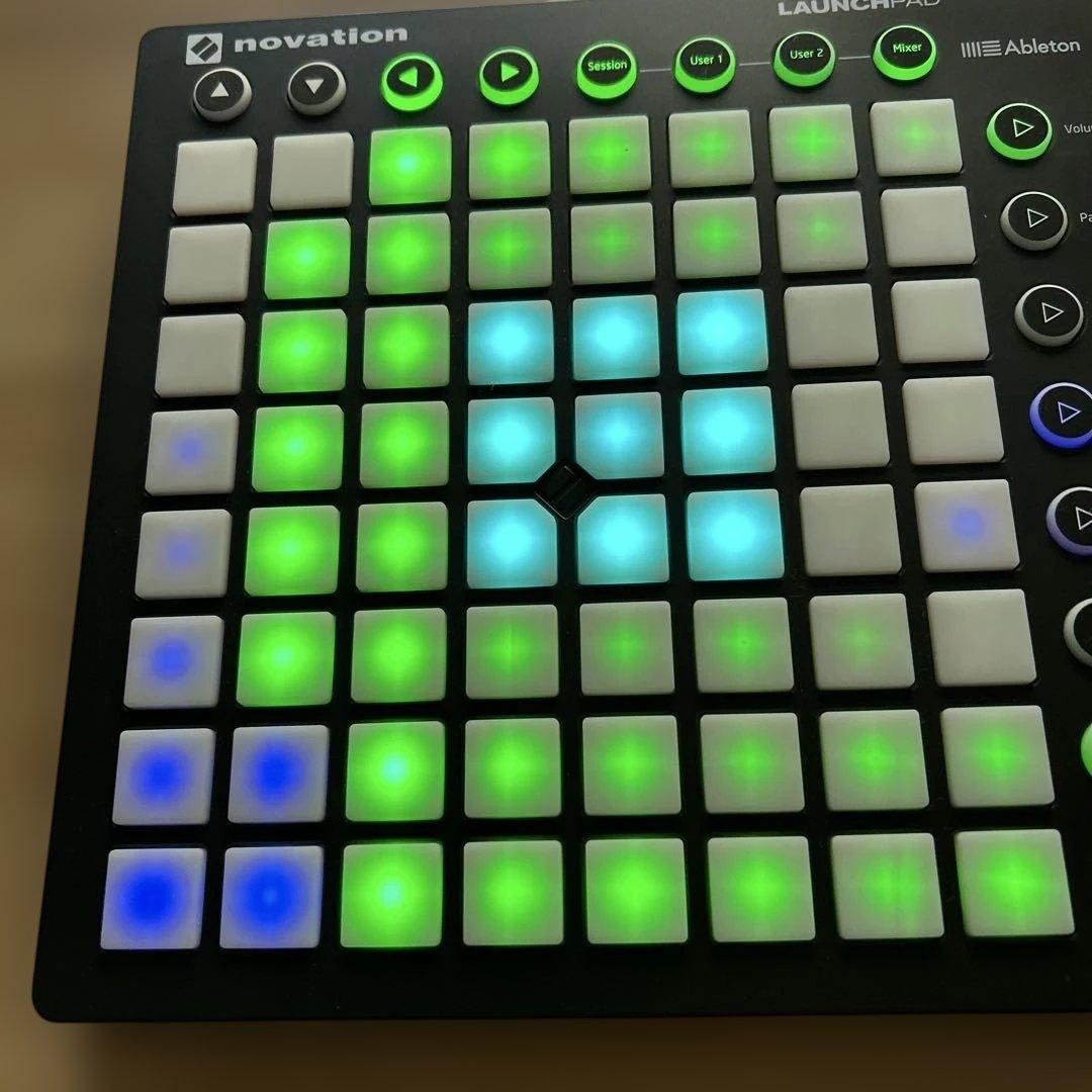 DTM・DAW LAUNCHPAD MK2 Novation Launchpad MK2 USB/MIDI Grid Controller | IDJNOW