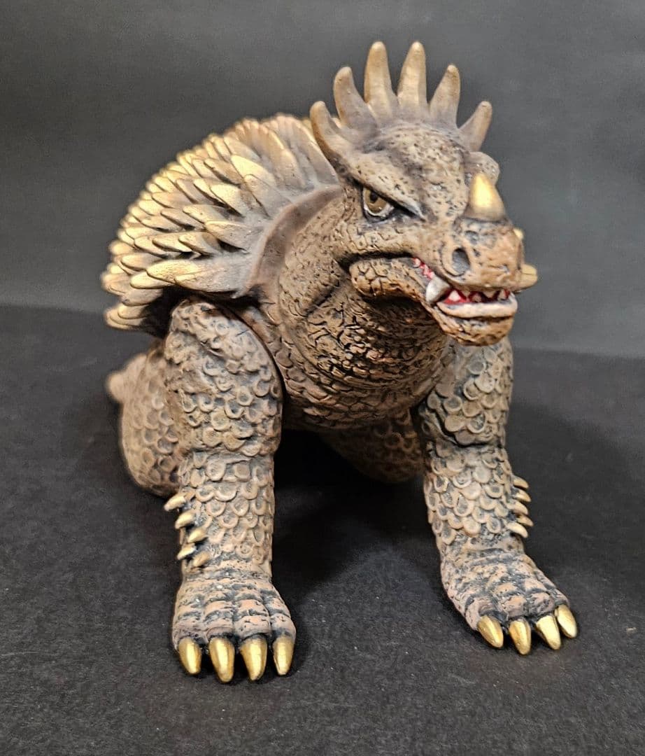ゴジラ怪獣ソフビ ゴジラ1974 アンギラス リペイント完成品