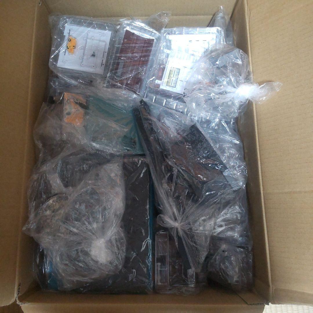 デアゴスティーニ　いずもをつくる　1〜110 全巻　パーツのみ Amazon | デアゴスティーニ(Deagostini) 護衛艦いずもをつくる 【全110
