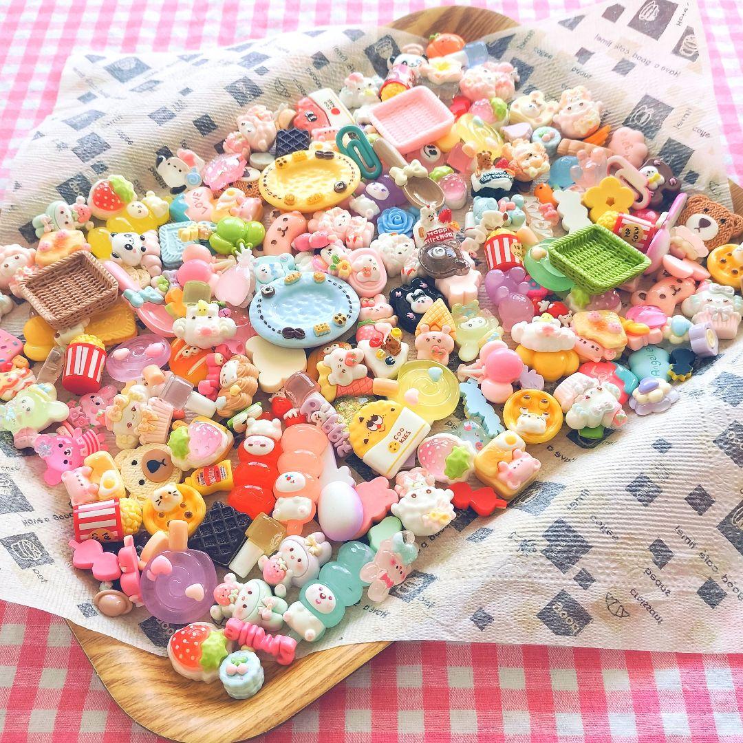 デコパーツ② 200個 ミックス まとめ売り 大量 - メルカリ