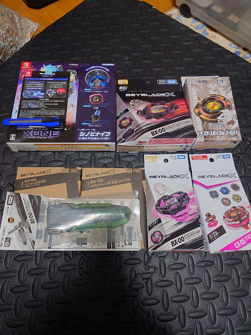 ベイブレードX レアベイ(内袋未開封) 休日値下 - メルカリ