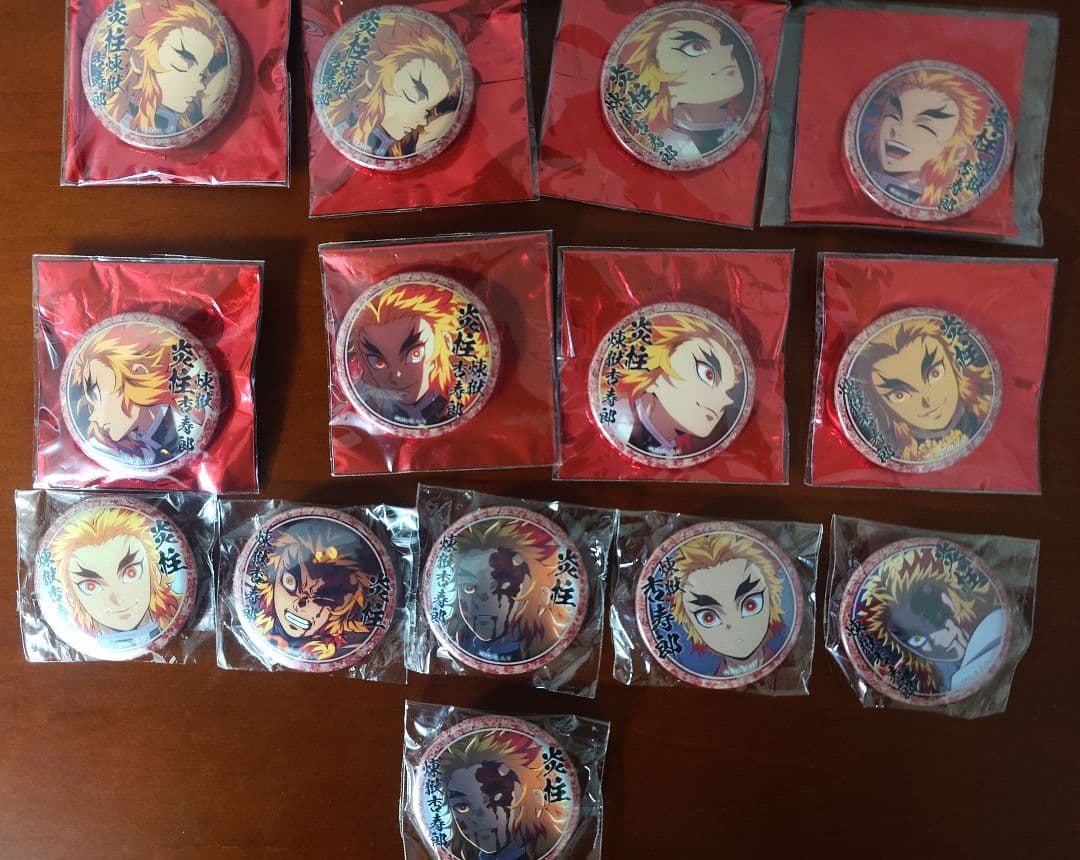 鬼滅の刃 ufotable 無限列車編 絵巻カフェ くじ引き缶バッジ 煉獄杏寿郎 ufotableWEBSHOPより】 テレビアニメ「鬼滅の刃」無限列車編・遊郭編