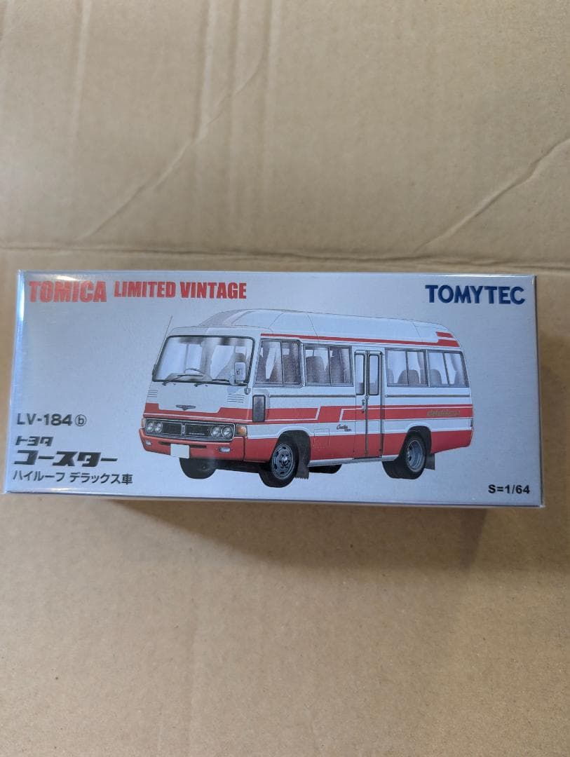 トミカリミテッドヴィンテージ トヨタ コースター ハイルーフ DX車 (白/赤) LV-184b トヨタ コースター ハイルーフ デラックス車（白/赤） | 製品