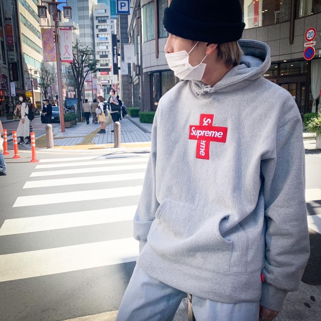 キムタク愛用！完売品】SUPREME クロスボックスロゴ フーディー Gray