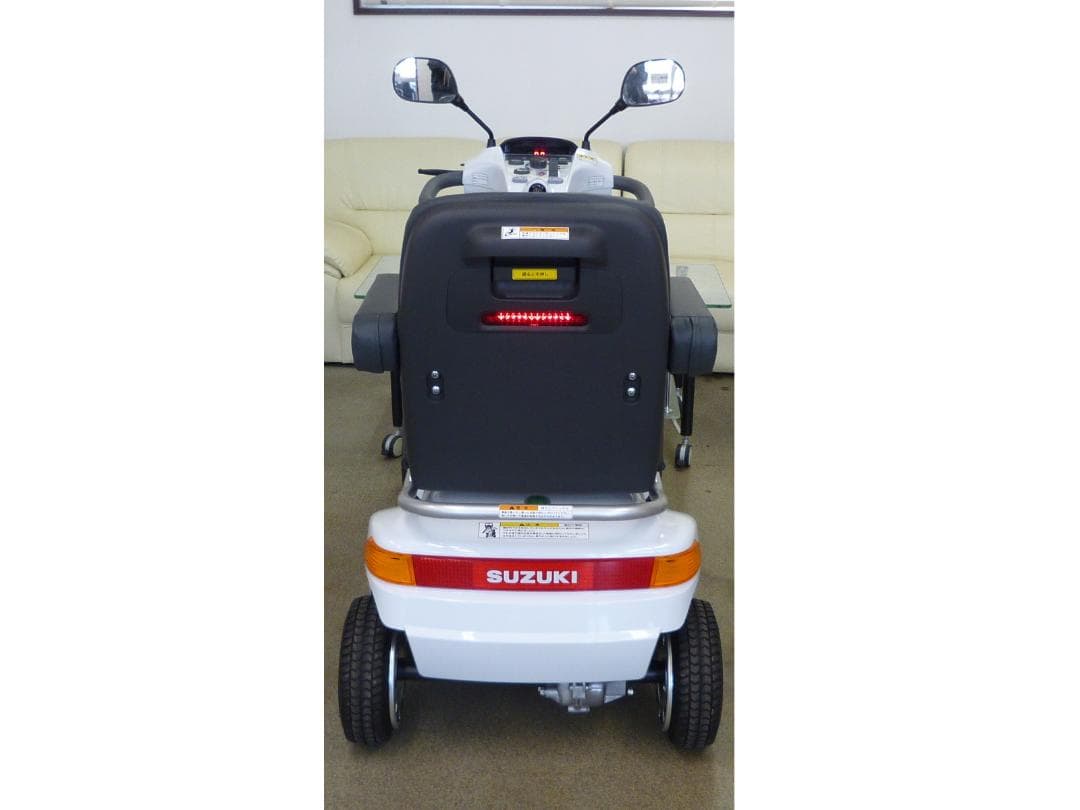 ほぼ全国送込♪ セニアカーET4DB現行2024年製電動四輪車いすシニアカー