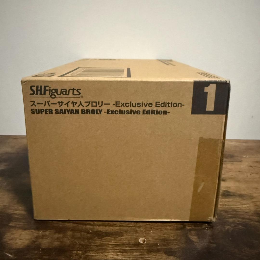BANDAI NYCC 2022 S.H.Figuarts ブロリー 新品未開封