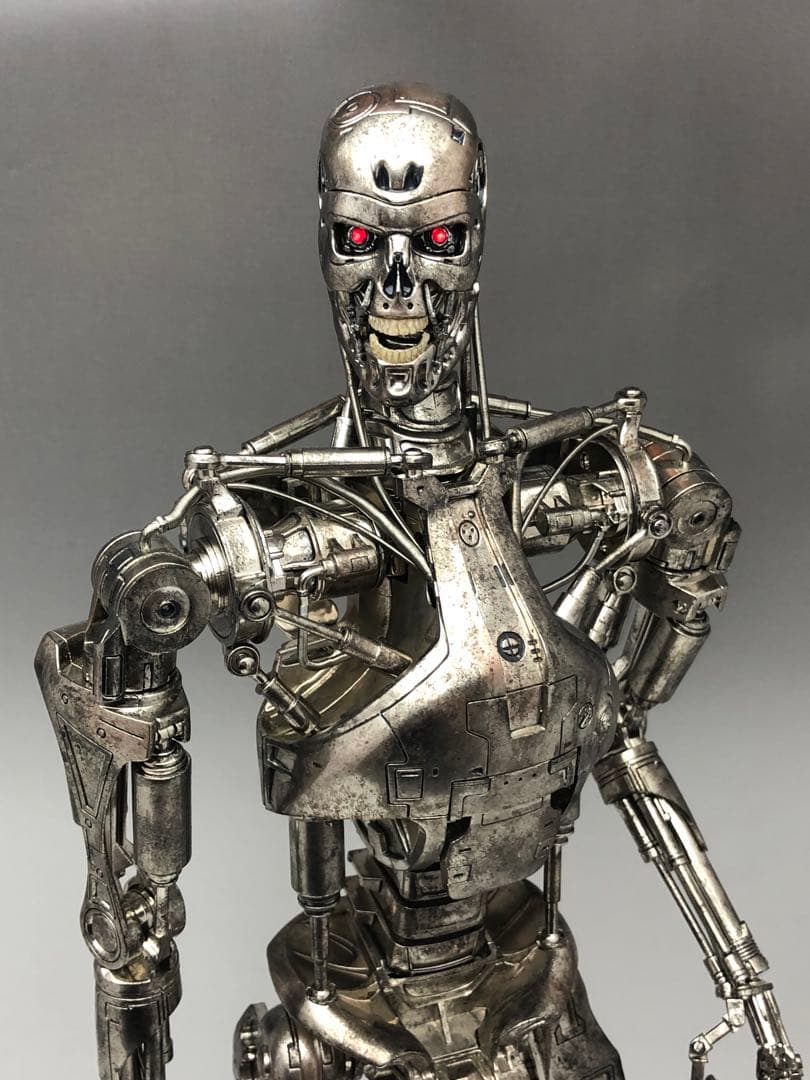 ホットトイズ ターミネーター1/4スケールフィギュア T-800エンド