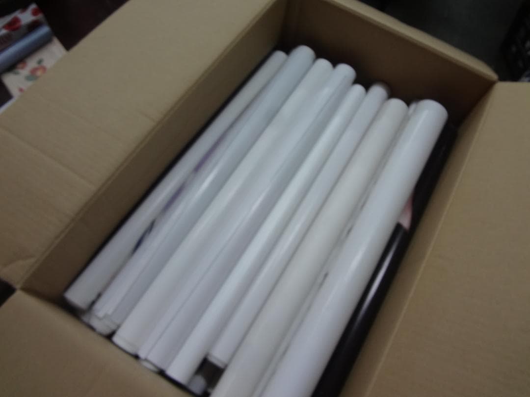A1サイズポスター１００本セット●アニメ・アーティスト●入手困難非売品ポスター 0000000026542_ynxPMYh.jpg