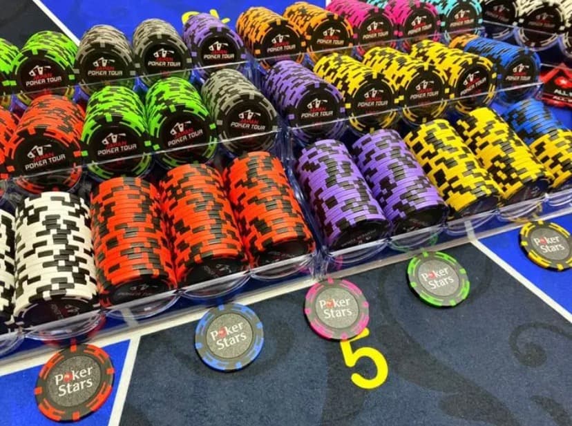 KM　Japan Poker Tour ポーカーチップ 300枚 ボードゲーム チップ ポーカーチップ ポーカー 300枚 セット ゲーム用