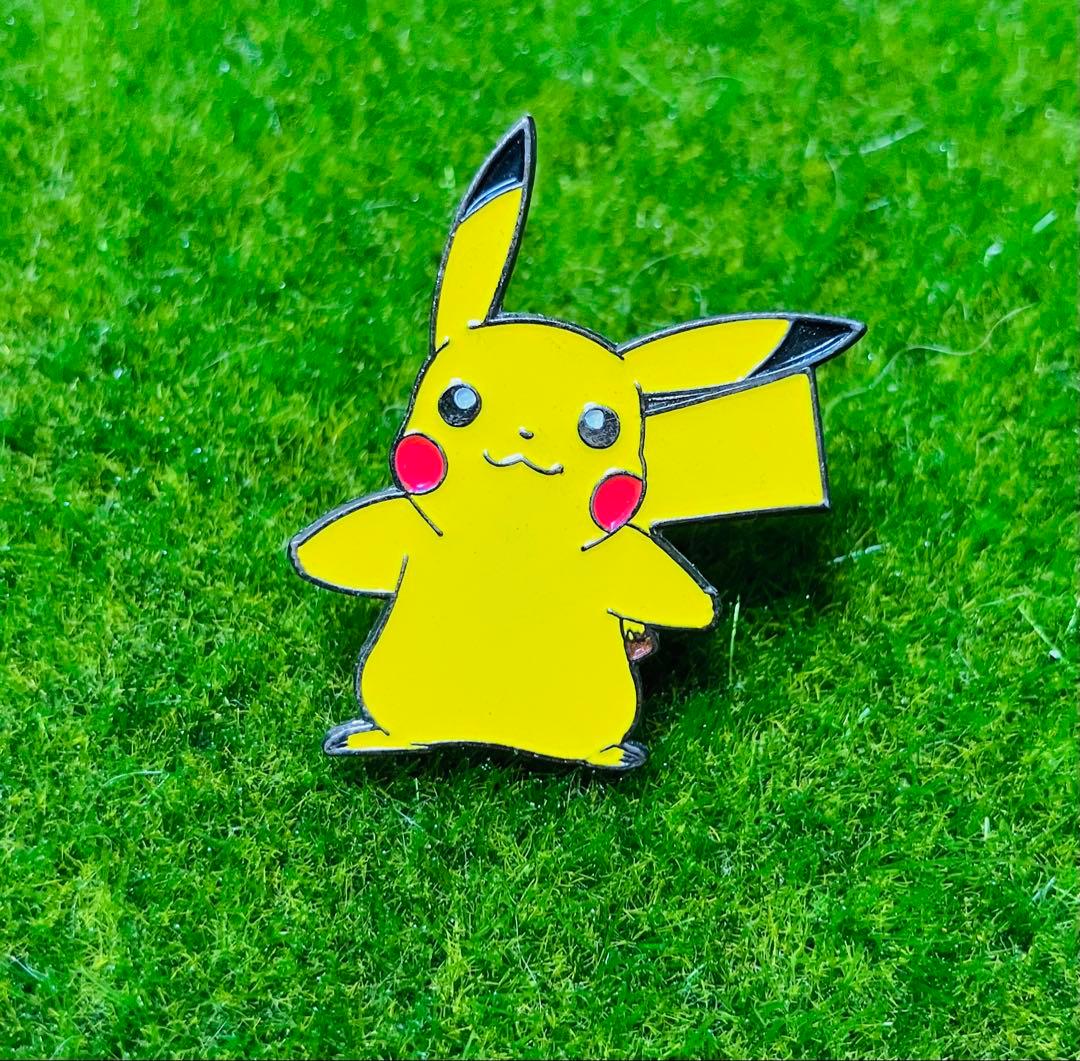 ポケモン ピカチュウ ピンバッジ 初期 - メルカリ