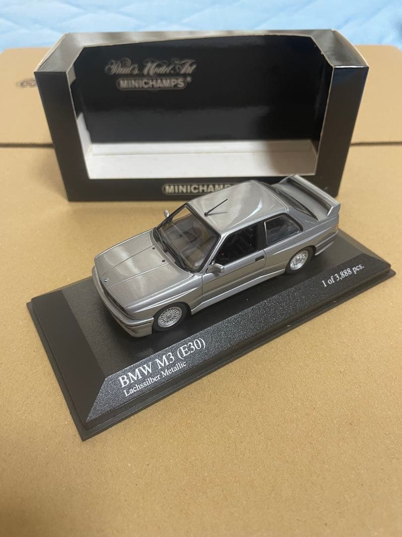 BMW M3 (E30) 1987 Silver 1/43 ミニカー BMW M3 (E30) 1987 Silver 1/43 ミニカー BMW M3 (E30) 1987 Silver 1