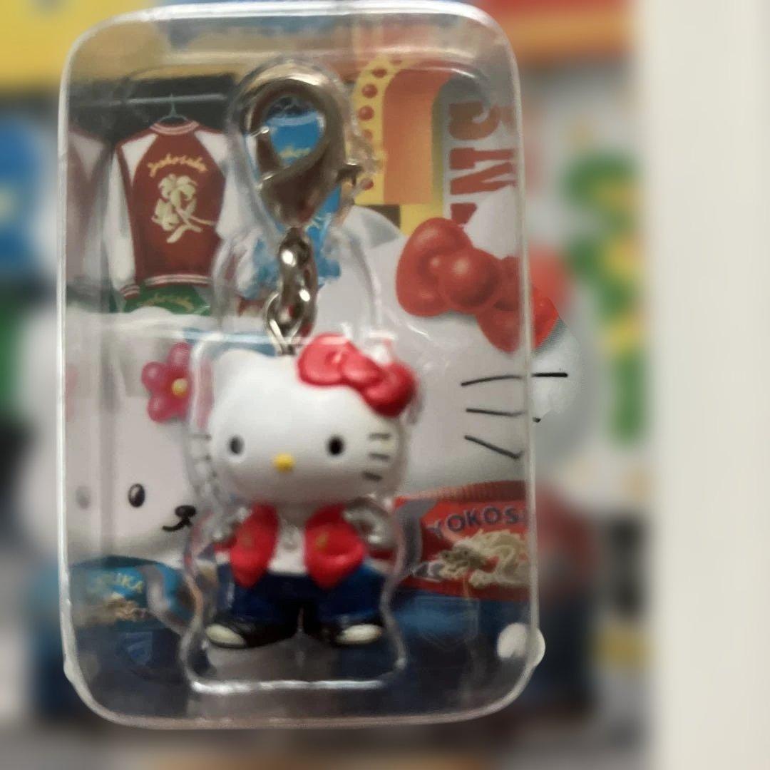 ハローキティ ファスナーマスコット＆ストラップ レア入り10個セット